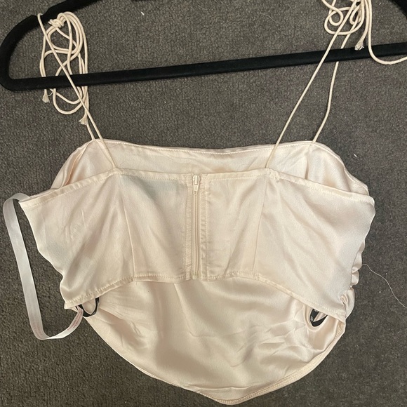 Missguided Satin Crop Top - Picture 4 of 4